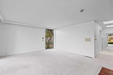 Living - 10497 Crystal Dr, Wallace, CA 95224 photo 12 of 12