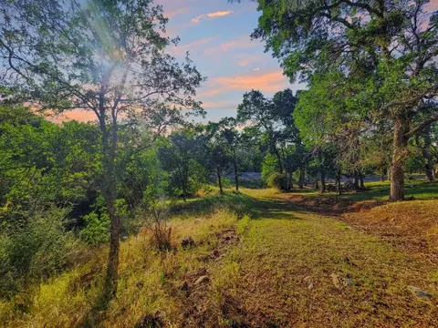 6151 Baldwin St, Valley Springs, CA 95252