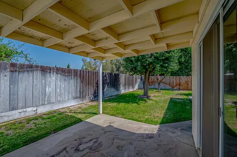 1423 Hunters Dr, Merced, CA 95340 photo 31