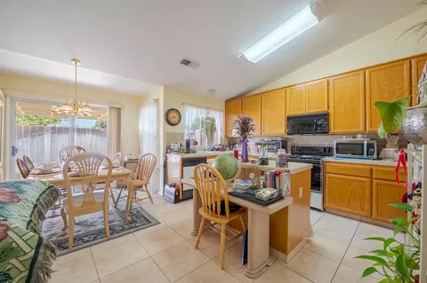 1423 Hunters Dr, Merced, CA 95340 photo 10