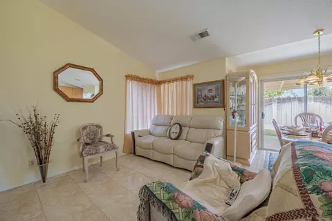 1423 Hunters Dr, Merced, CA 95340 photo 18