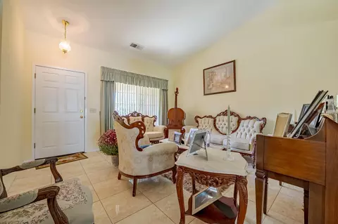 1423 Hunters Dr, Merced, CA 95340 photo 9