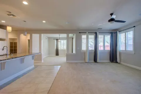 Living - 313 Michael Cox Ln, Tracy, CA 95377 photo 3 of 7