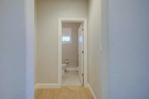 Entry Way - 313 Michael Cox Ln, Tracy, CA 95377 photo 4 of 10