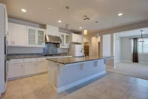Kitchen - 313 Michael Cox Ln, Tracy, CA 95377 photo 7 of 7
