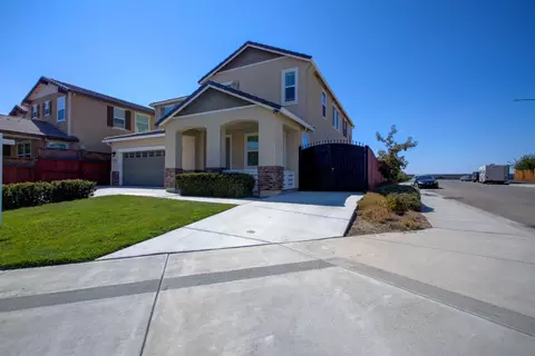 313 Michael Cox Ln, Tracy, CA 95377 photo 1