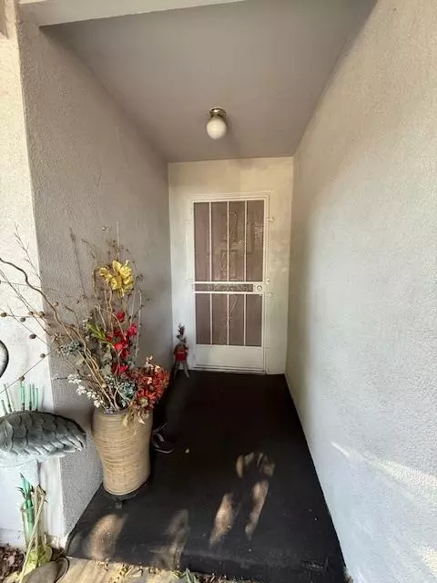 1409 Solano Cir, Modesto, CA 95355 photo 2