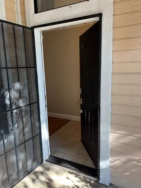 8253 Northam Dr, Antelope, CA 95843 photo 4