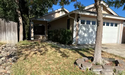 8253 Northam Dr, Antelope, CA 95843 photo 2