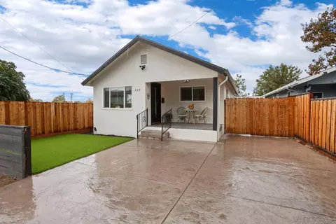 209 E 3rd St, Tracy, CA 95376 photo 1