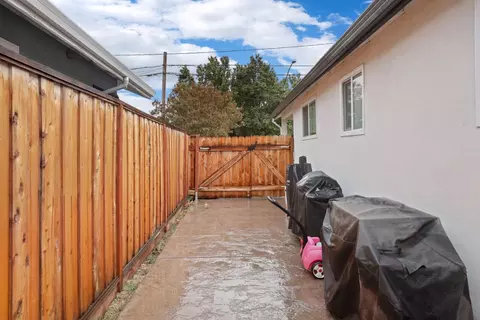 Exterior - 209 E 3rd St, Tracy, CA 95376 photo 8 of 8