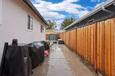 Exterior - 209 E 3rd St, Tracy, CA 95376 photo 7 of 8