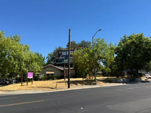 3971 Broadway St, Sacramento, CA 95817