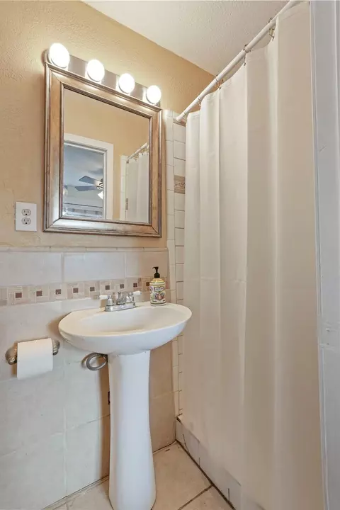 18 W Vine St, Lodi, CA 95240 photo 21