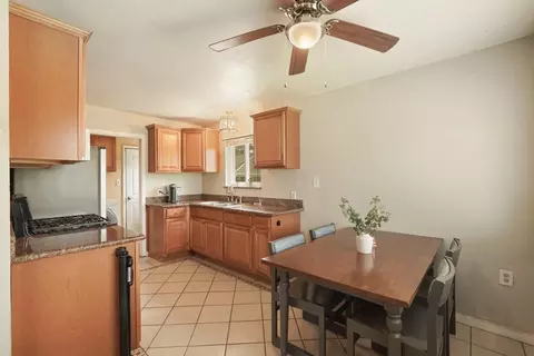 18 W Vine St, Lodi, CA 95240 photo 8