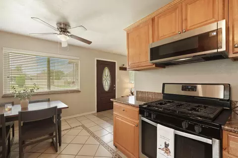18 W Vine St, Lodi, CA 95240 photo 11