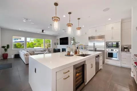 Kitchen - 807 Fallen Log Ct, Rocklin, CA 95765 photo 5 of 8