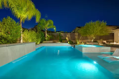 Exterior - 807 Fallen Log Ct, Rocklin, CA 95765 photo 7 of 15