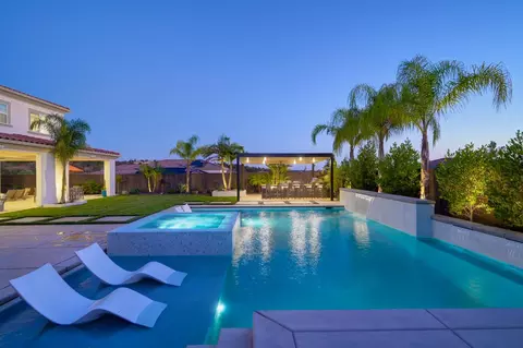 807 Fallen Log Ct, Rocklin, CA 95765