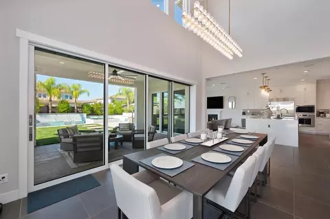 Dining - 807 Fallen Log Ct, Rocklin, CA 95765 photo 3 of 3