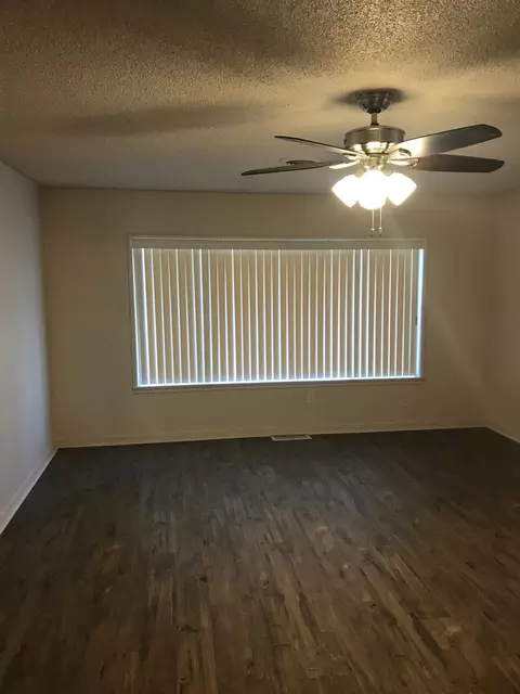 242 W Lowell Ave, Tracy, CA 95376 photo 6