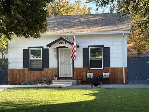 228 W Lowell Ave, Tracy, CA 95376