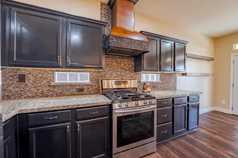 Kitchen - 3593 San Vincent Ave, Merced, CA 95348 photo 6 of 7