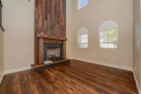Living - 3593 San Vincent Ave, Merced, CA 95348 photo 1 of 11