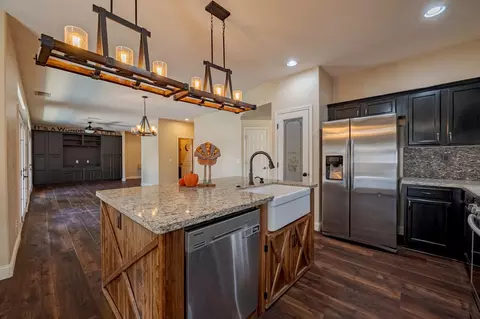 Kitchen - 3593 San Vincent Ave, Merced, CA 95348 photo 5 of 7
