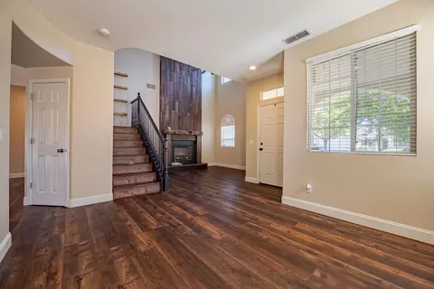 Living - 3593 San Vincent Ave, Merced, CA 95348 photo 5 of 11