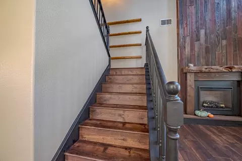 Entry Way - 3593 San Vincent Ave, Merced, CA 95348 photo 2 of 6