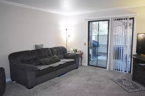 Living - 2401 Eilers Ln #1003, Lodi, CA 95242 photo 4 of 4