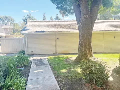 Exterior - 2401 Eilers Ln #1003, Lodi, CA 95242 photo 3 of 4