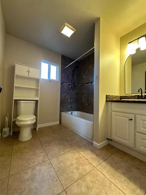 Bath - 23 S 5th St, Patterson, CA 95363 photo 1 of 4