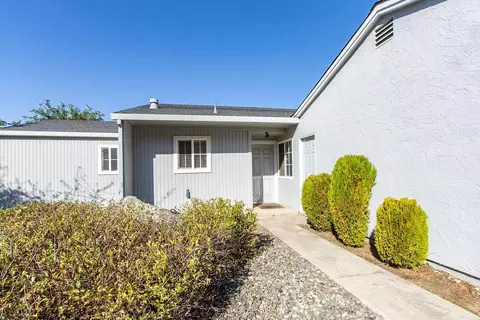 19061 Sunny Cir, Sonora, CA 95370 photo 2