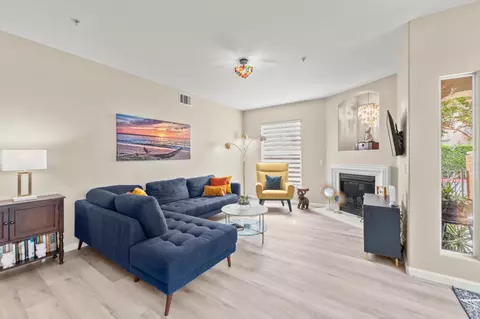 1268 Milano Dr #6, West Sacramento, CA 95691