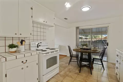1129 E Alameda St, Manteca, CA 95336 photo 17