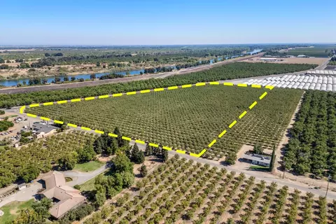 580 Oswald Rd, Yuba City, CA 95991