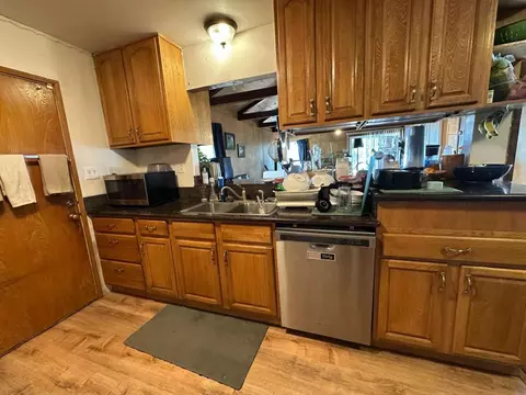 Kitchen - 152 S 35th St, Richmond, CA 94804 photo 3 of 4
