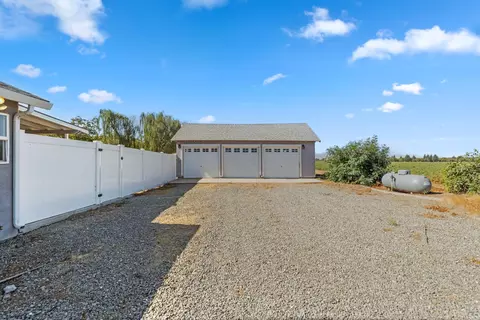 12407 Elm Ave, Patterson, CA 95363 photo 5