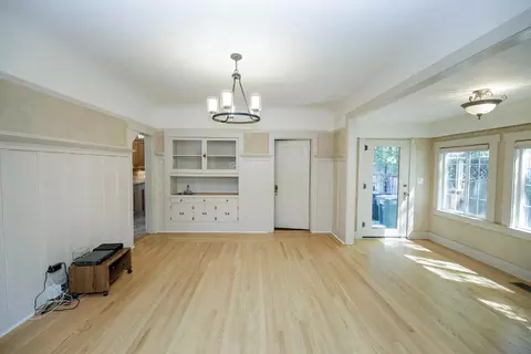 Living - 202 Hackberry Ave, Modesto, CA 95354 photo 5 of 11