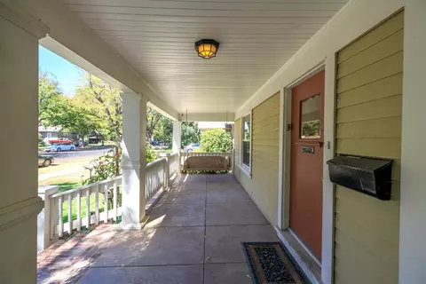Exterior - 202 Hackberry Ave, Modesto, CA 95354 photo 6 of 20