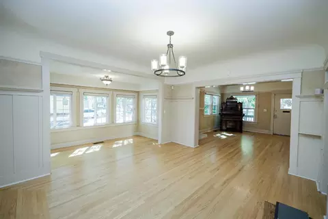 Living - 202 Hackberry Ave, Modesto, CA 95354 photo 8 of 11
