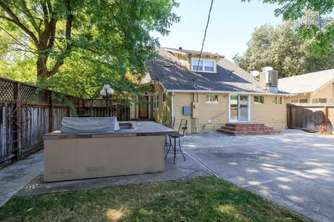 Exterior - 202 Hackberry Ave, Modesto, CA 95354 photo 14 of 20