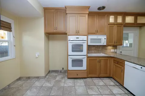 Kitchen - 202 Hackberry Ave, Modesto, CA 95354 photo 6 of 6