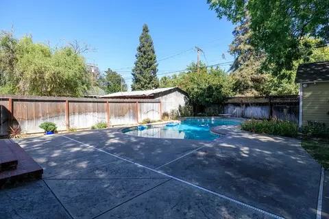 Exterior - 202 Hackberry Ave, Modesto, CA 95354 photo 15 of 20