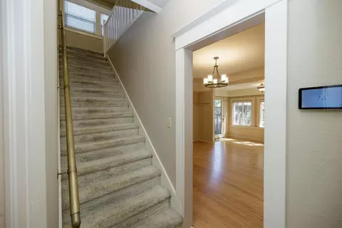 Entry Way - 202 Hackberry Ave, Modesto, CA 95354 photo 3 of 6