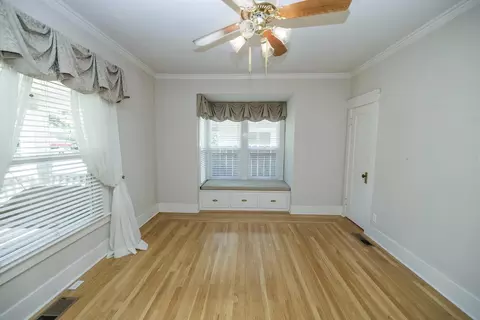 Living - 202 Hackberry Ave, Modesto, CA 95354 photo 11 of 11