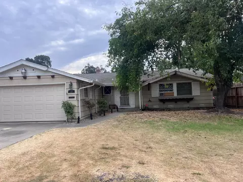 7512 Heather Dr, Stockton, CA 95207
