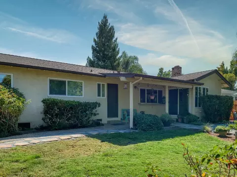 Exterior - 4605 Ladera Way, Carmichael, CA 95608 photo 3 of 8